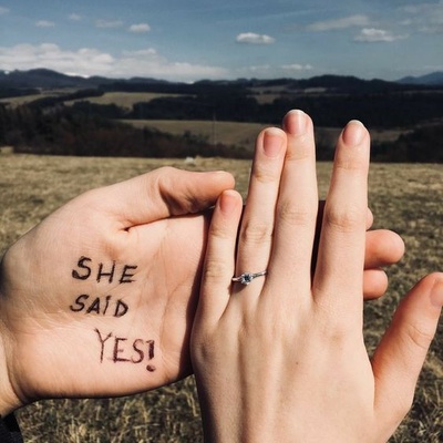 Nên chuẩn bị nhẫn cầu hôn trước bao lâu?