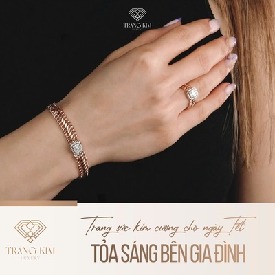 Trang sức kim cương cho ngày Tết tỏa sáng bên gia đình