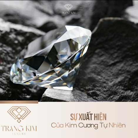 Sự Xuất Hiện Của Kim Cương Tự Nhiên
