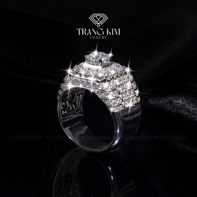 Mua Nhẫn Kim Cương Nam Ở Đâu Uy Tín Tại Hà Nội?