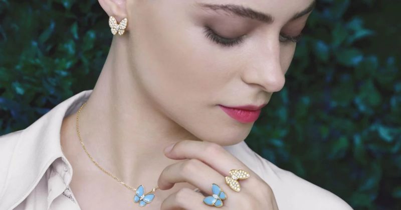 BST bông tai Van Cleef & Arpels Two Butterfly