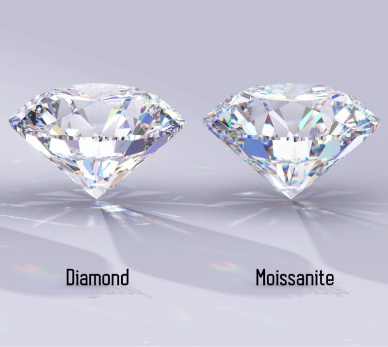 Độ sáng chói và tán sắc của đá Moissanite thường cao hơn kim cương tự nhiên