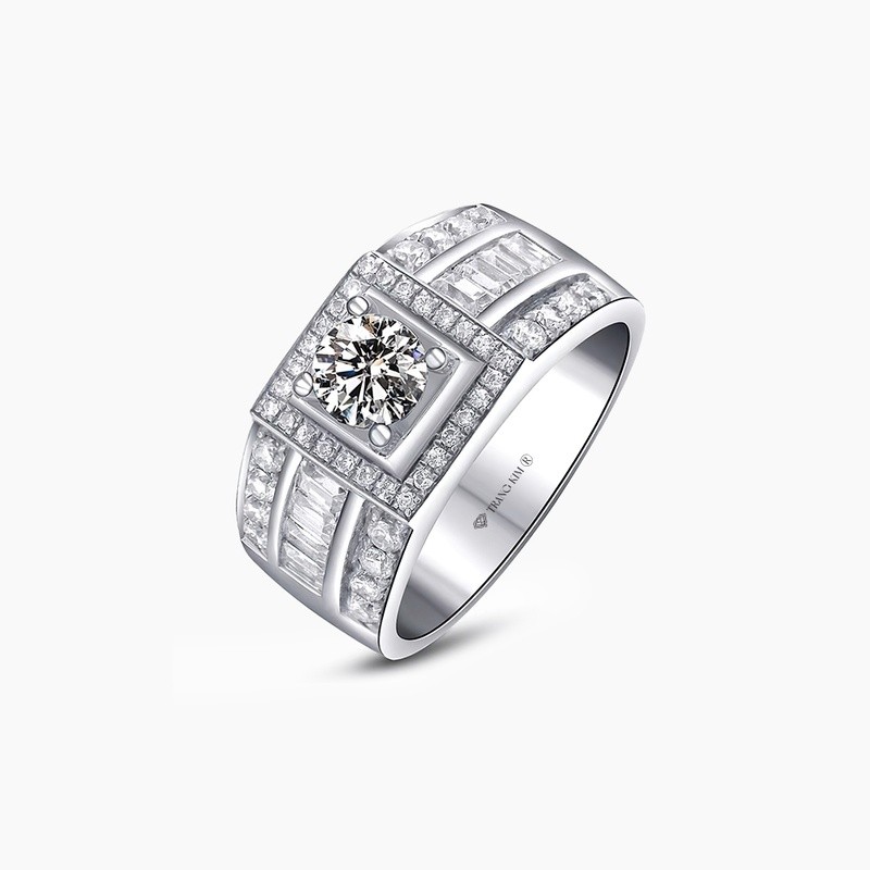 Nhẫn nam kim cương RM-2205 gây ấn tượng mạnh mẽ bởi chi tiết đính kết kim cương tấm tinh xảo, cầu kỳ trên đai nhẫn bản to